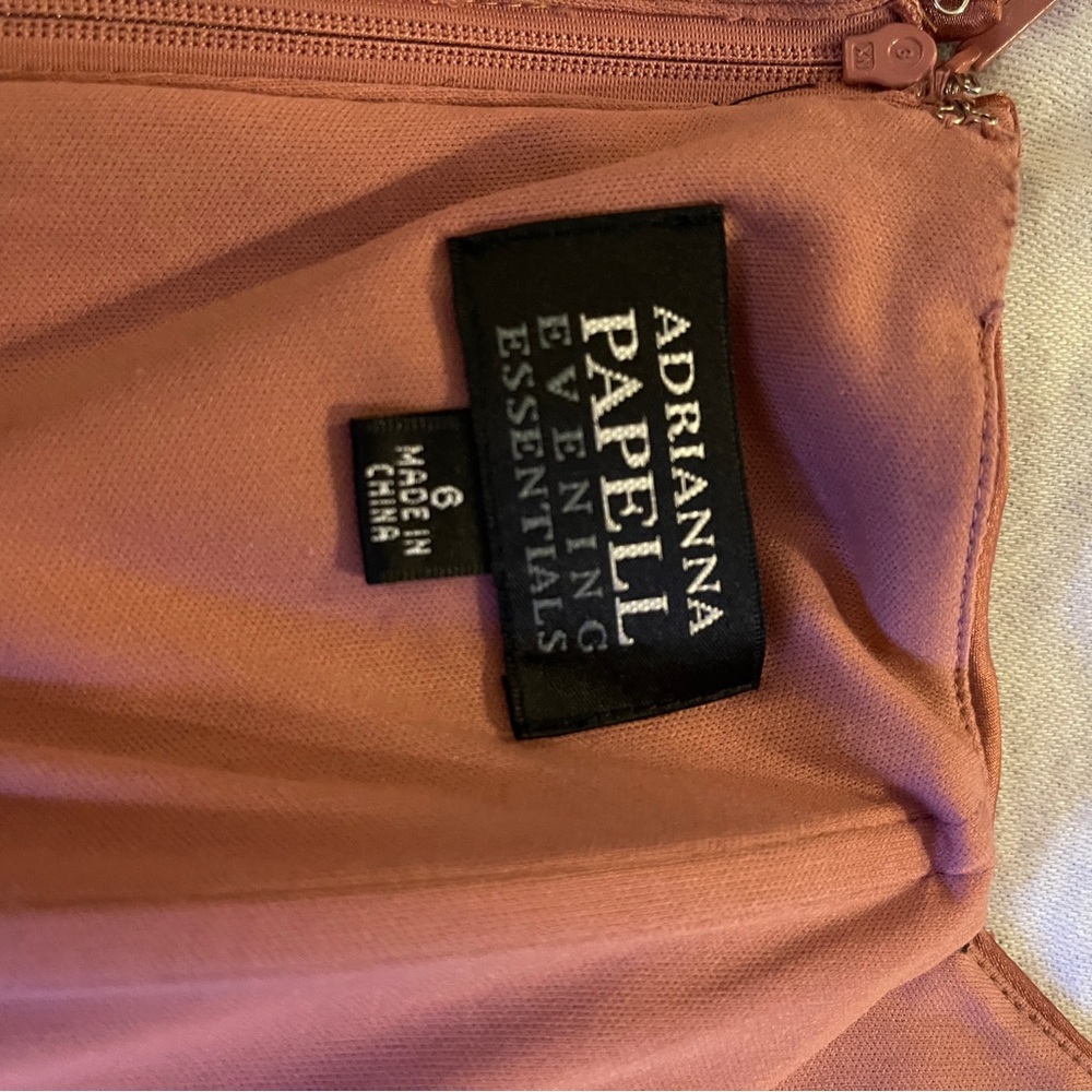 Adriana Papell Evening Essential Satin Tank style Zip Up Back Size 6 Rose - Picture 3 of 3